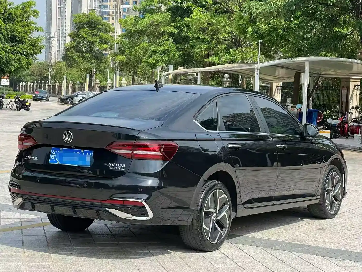 Фото 8 - Volkswagen Lavida