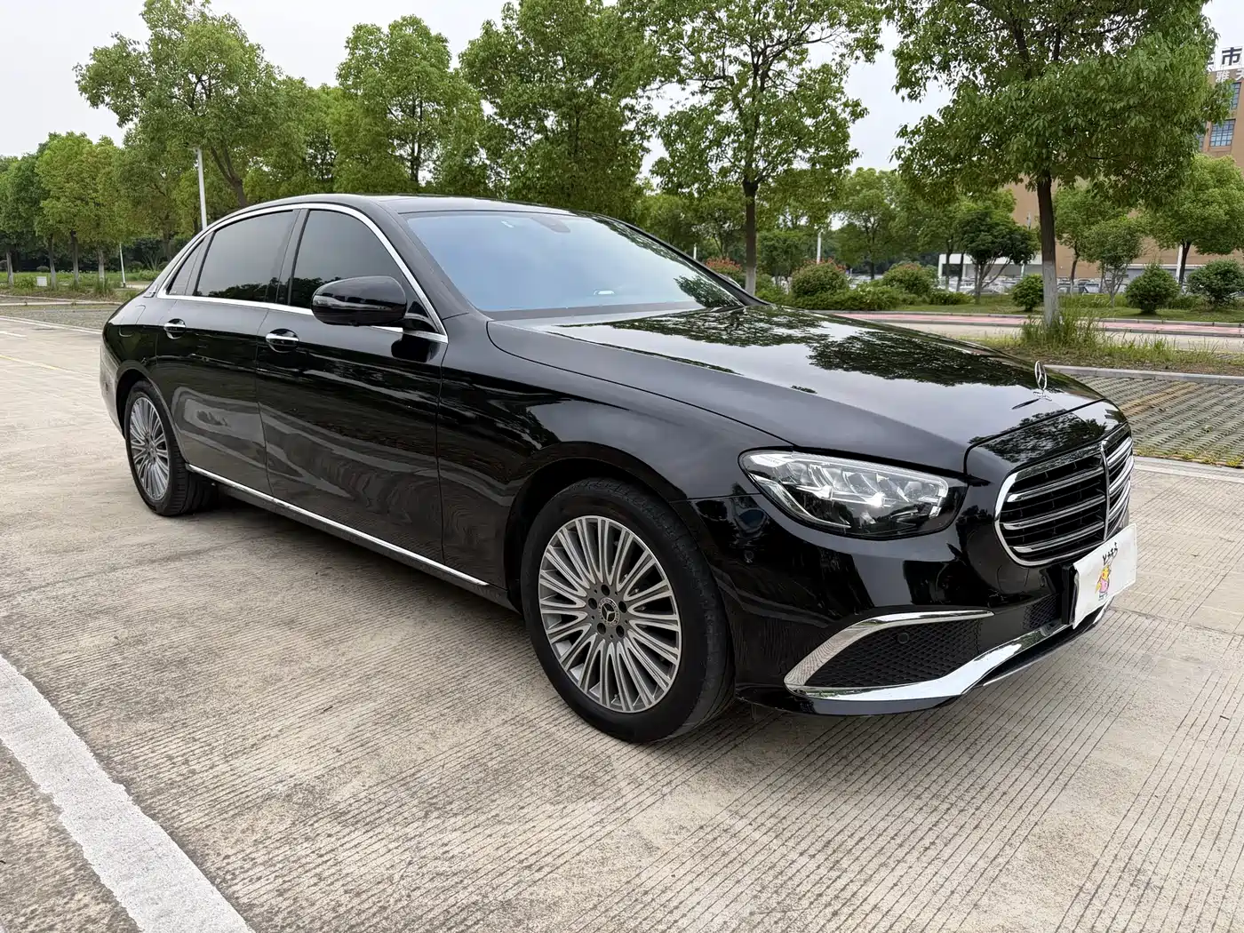 Mercedes-Benz E-Class 2023 E 300 L Luxury фото 3