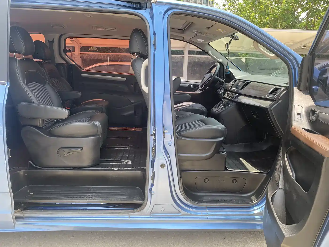 SAIC Maxus Maxus G10 2018 PLUS 2.0T Automatic Executive Edition фото 7