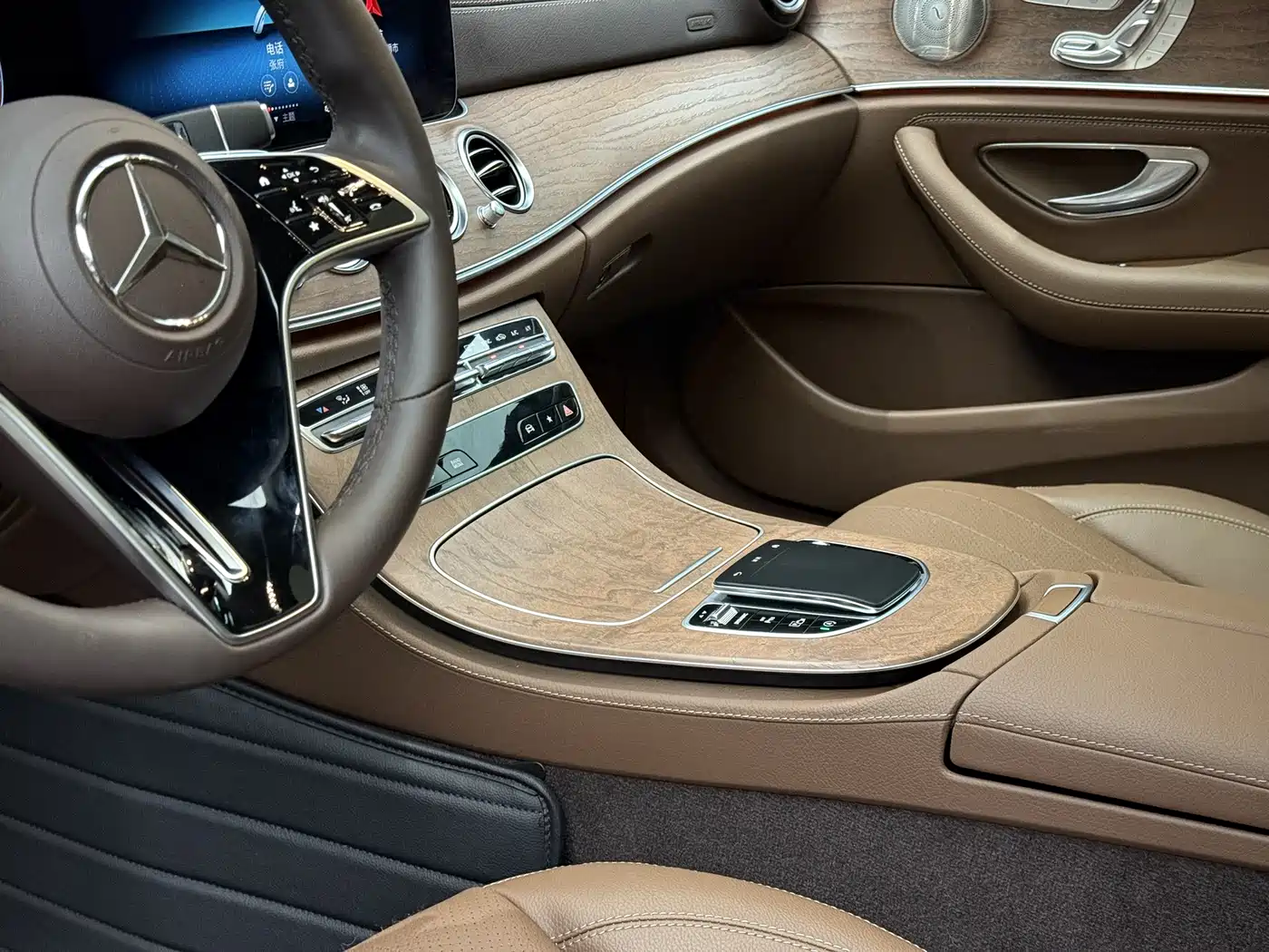 Mercedes-Benz E-Class 2022 E 300 L Luxury фото 9