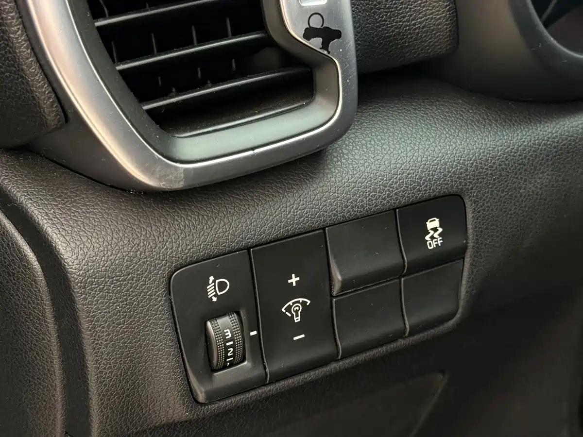 Kia KX5 2016 Model 1.6T Automatic 2WD Premium фото 16