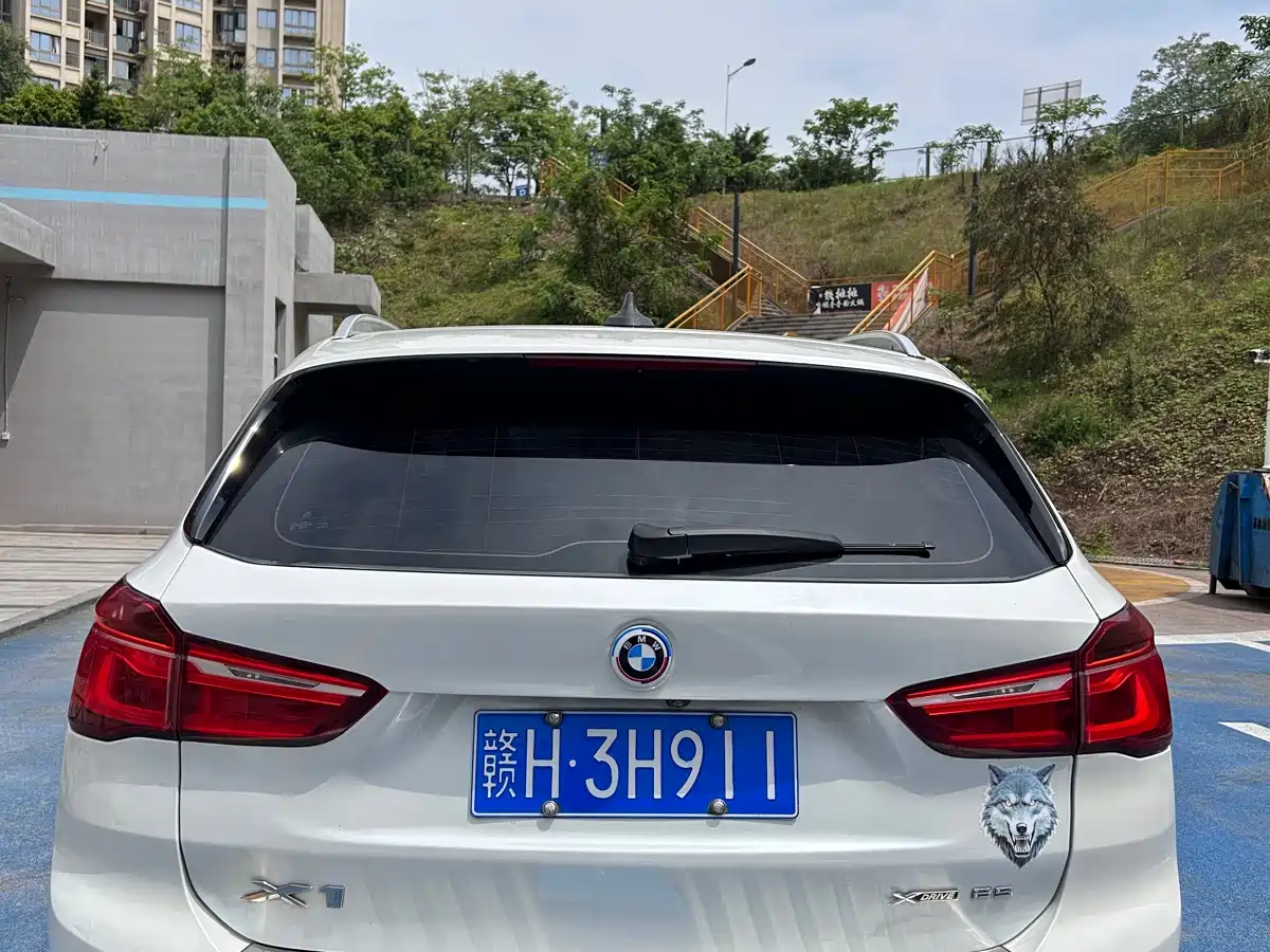 BMW X1 2019 sDrive20Li Leading Model фото 5