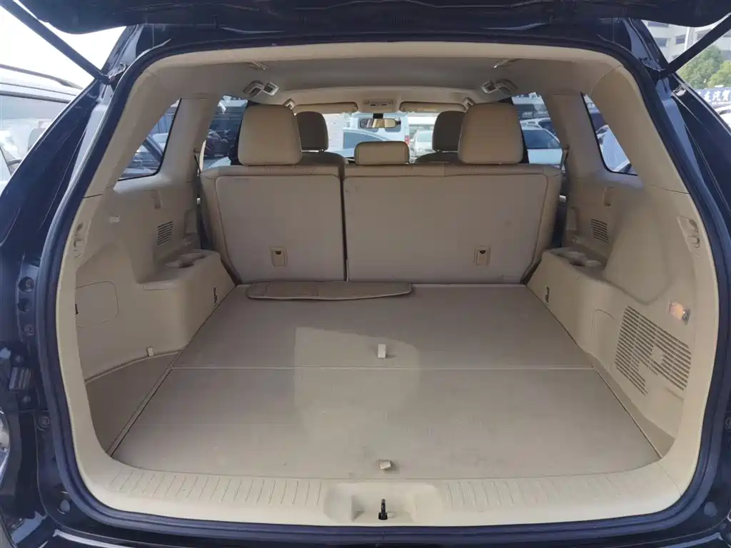 Toyota Highlander 2015 2.0T FWD Elite Edition 5-seater фото 19