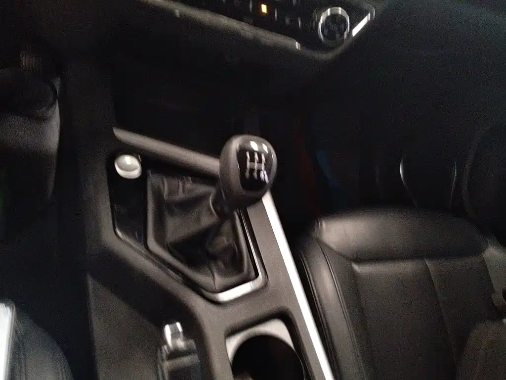 Soueast DX5 2022 2021 1.5L Manual Luxury Upgrade