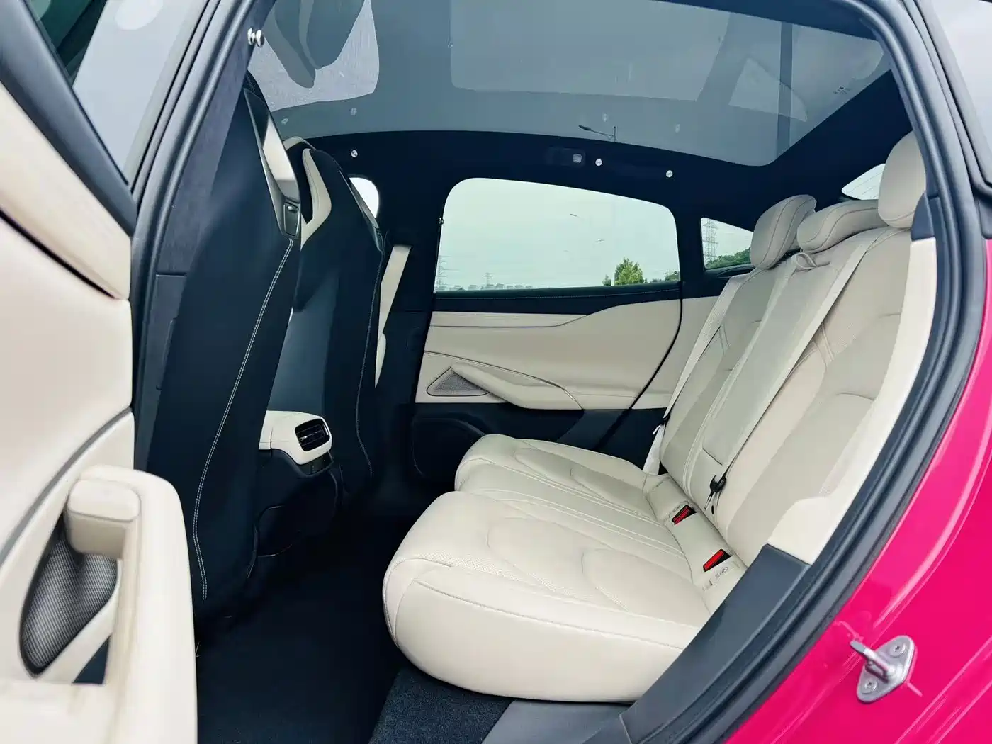 Xiaomi Auto Xiaomi SU7 2026 2024 AWD Extended Range Advanced Smart Driving Max Edition