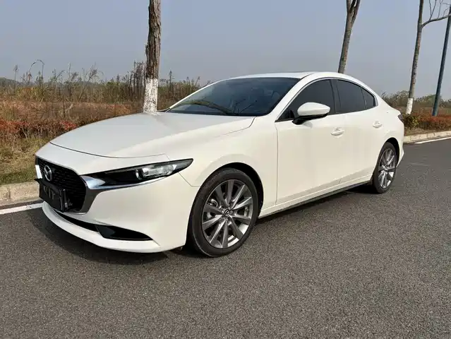 MAZDA 3 ANGKESAILA