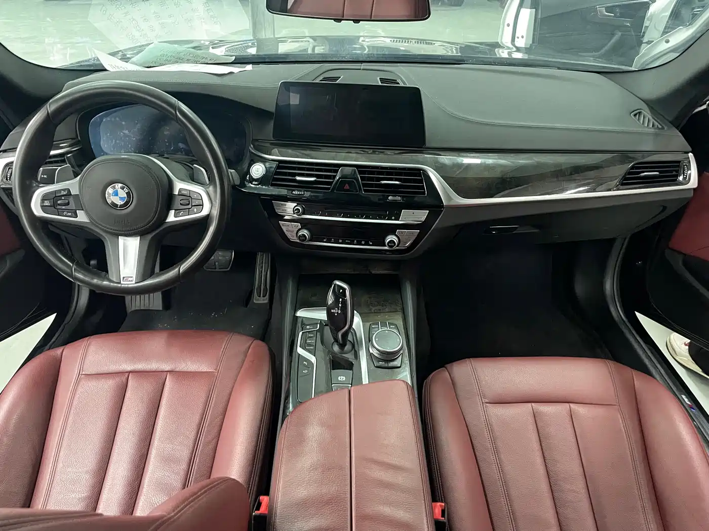 Фото 25 - BMW 5 Series