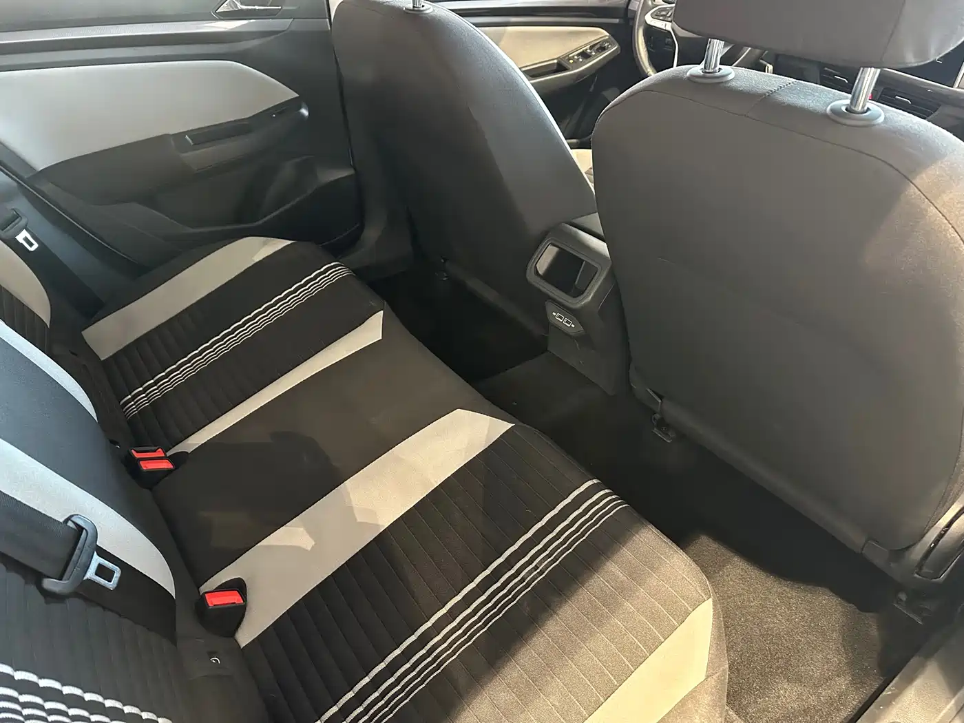 Volkswagen Bora 2025 200TSI DSG Comfort Edition фото 10