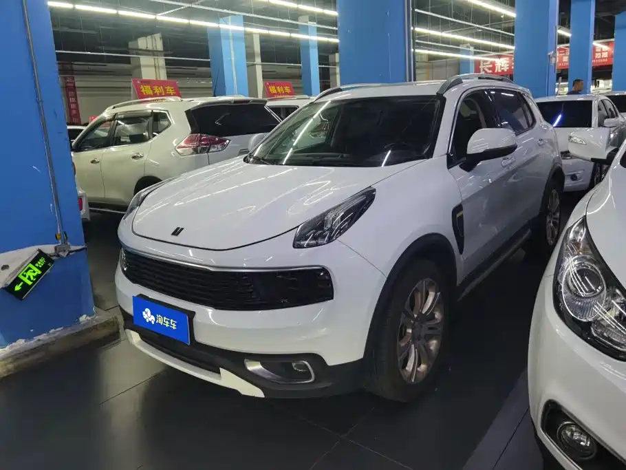 Lynk & Co 01 2018 2017 2.0T 2WD Pro Version