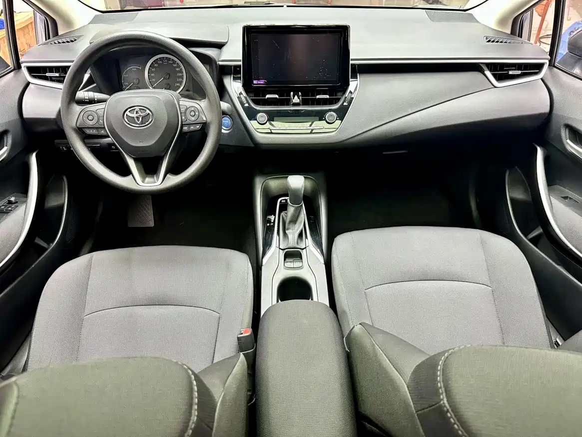 Toyota Corolla 2023 1.8L Smart Hybrid Dual Engine Pioneer Edition фото 14
