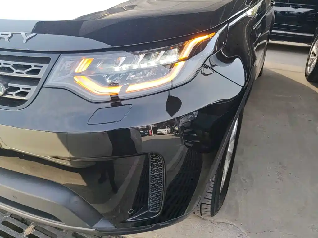 Фото 24 - Land Rover Discovery