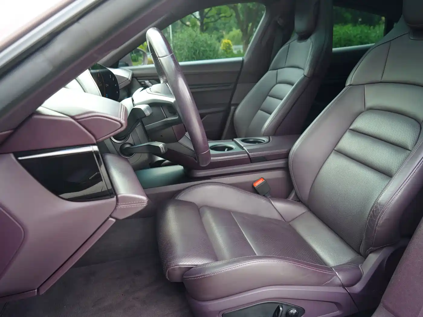 Porsche Taycan 2021 2020 Taycan