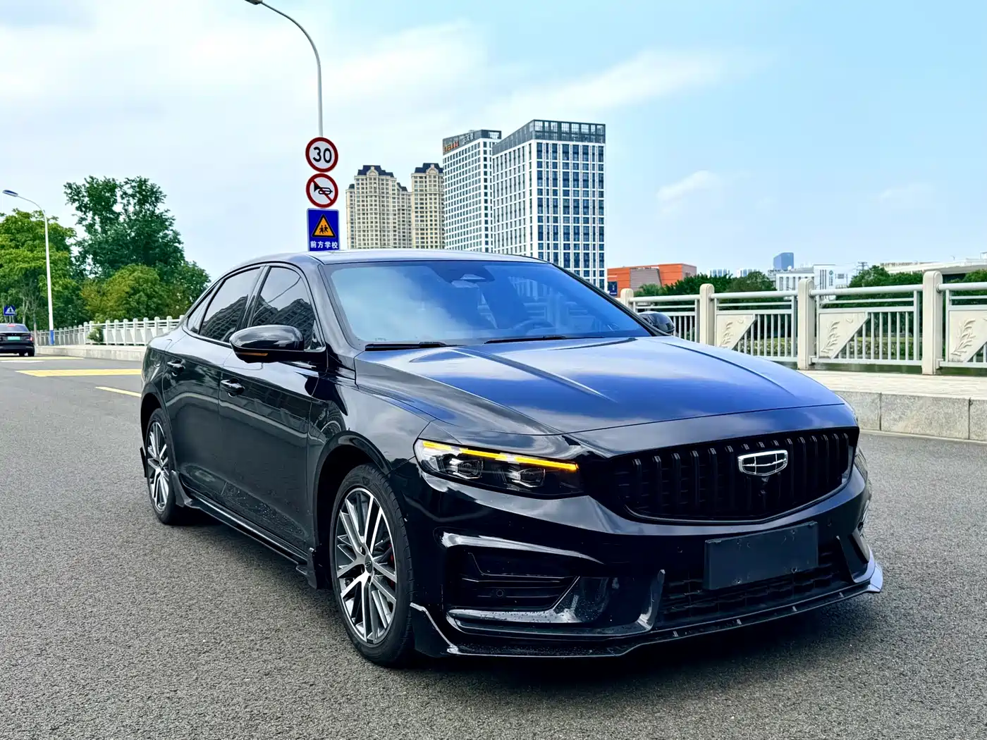 Geely Preface 2024 2024 2.0TD Azure Cloud Edition
