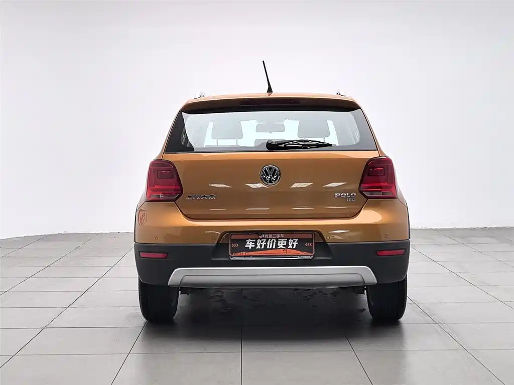 Volkswagen Polo 2018 1.5L Cross Polo Auto фото 4