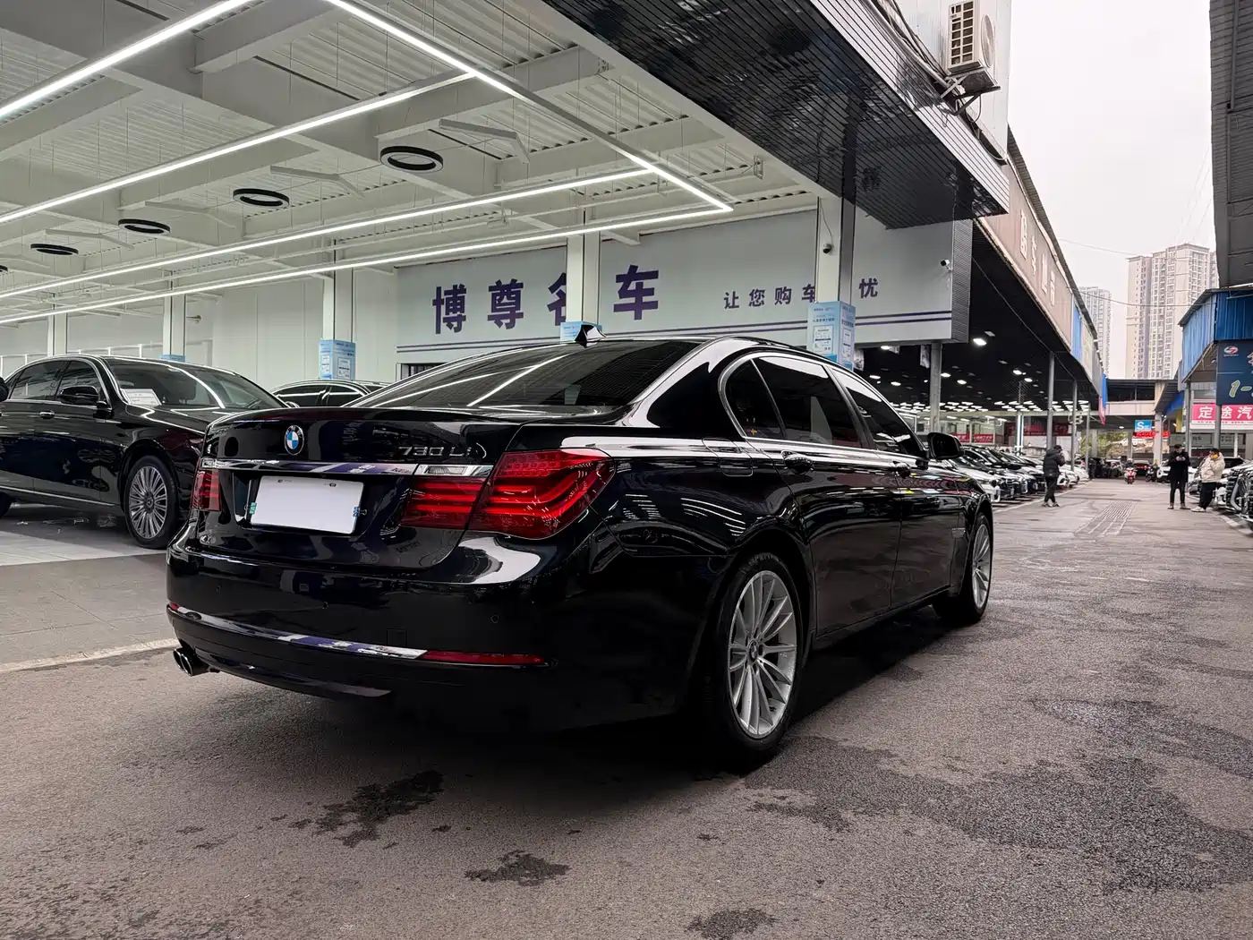BMW 7 Series 2014 730Li Premium фото 29