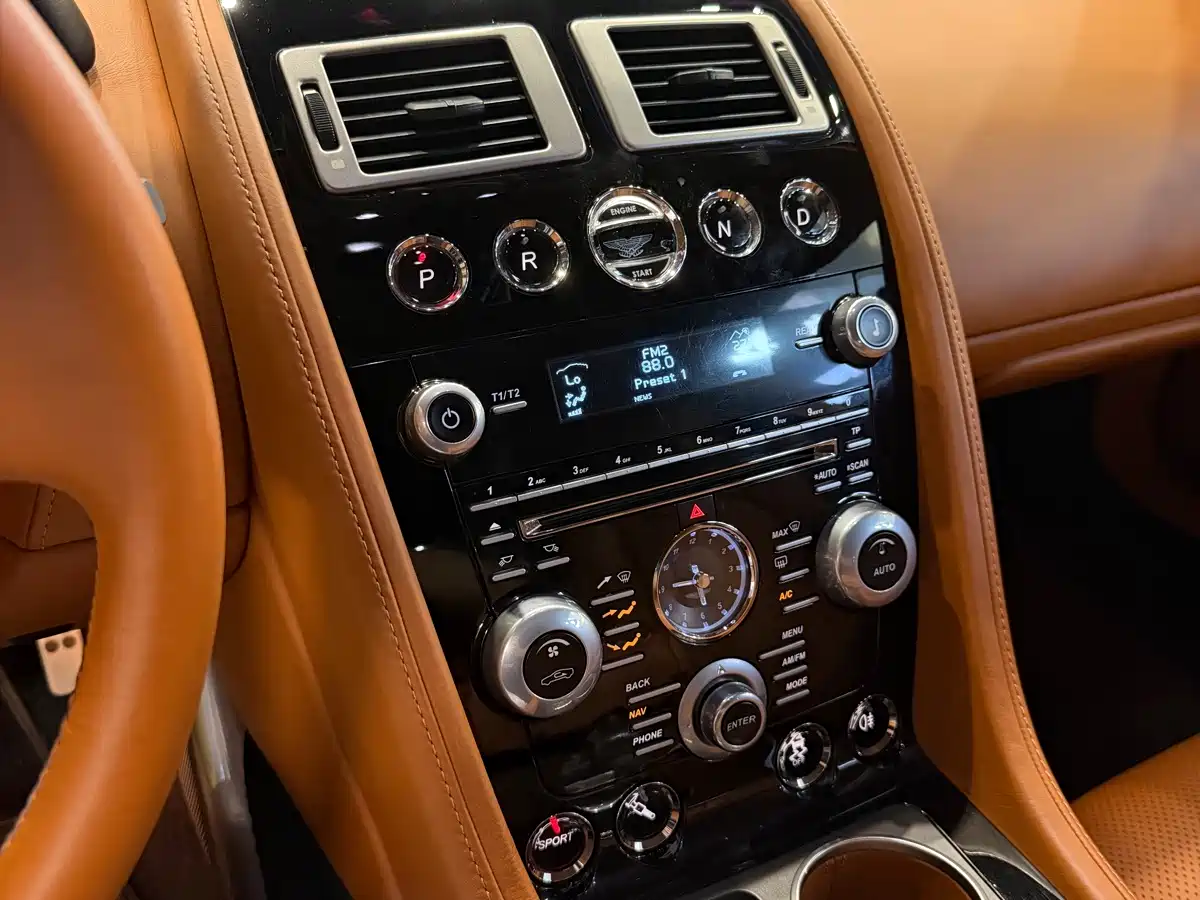 Aston Martin Rapide 2015 2013 6.0L S