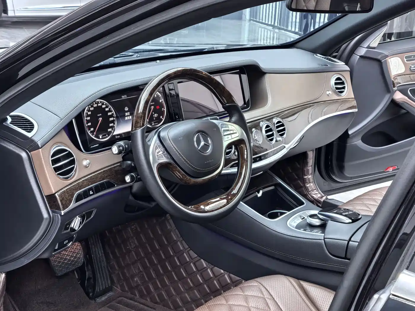 Mercedes-Benz S-Class 2016 S 320 L Luxury фото 7