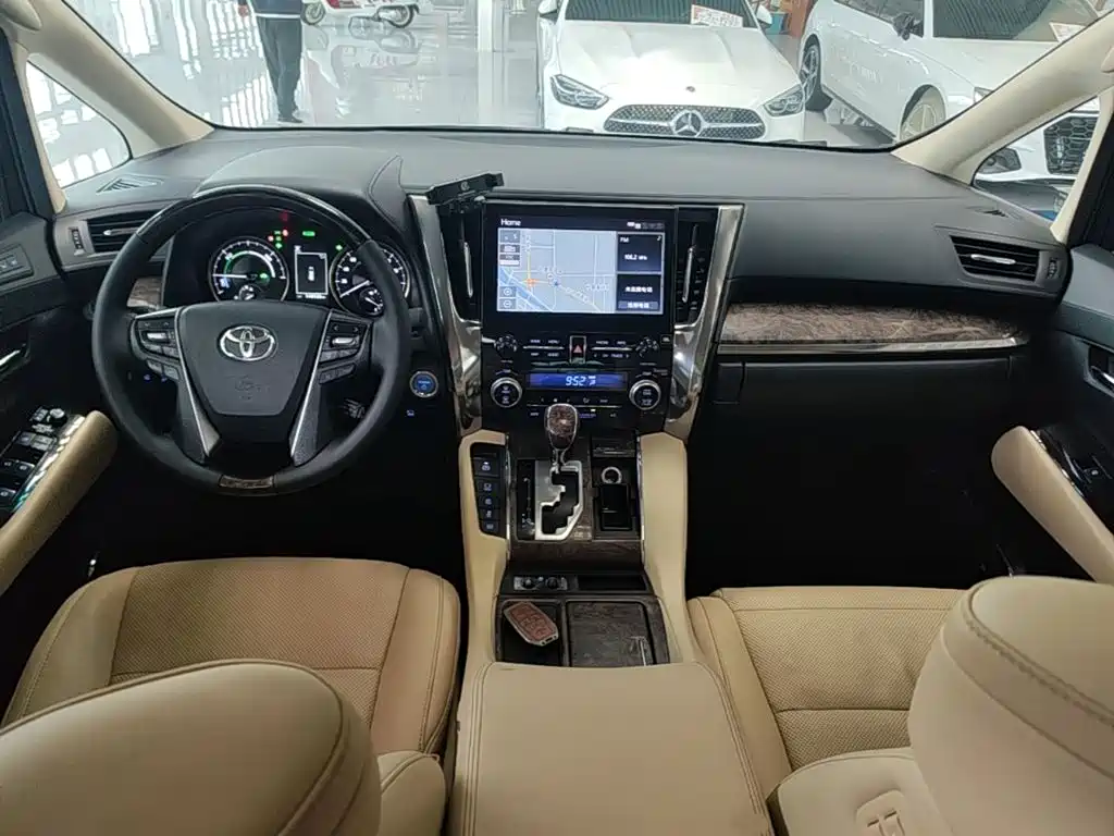 Toyota Vellfire 2020 2020 Twin Engine 2.5L HV Premium Edition