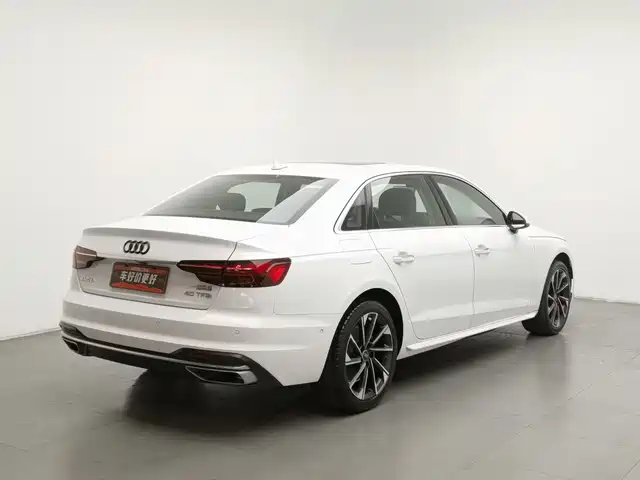 Audi A4L 2022 40 TFSI Luxury Elegance — фото 2