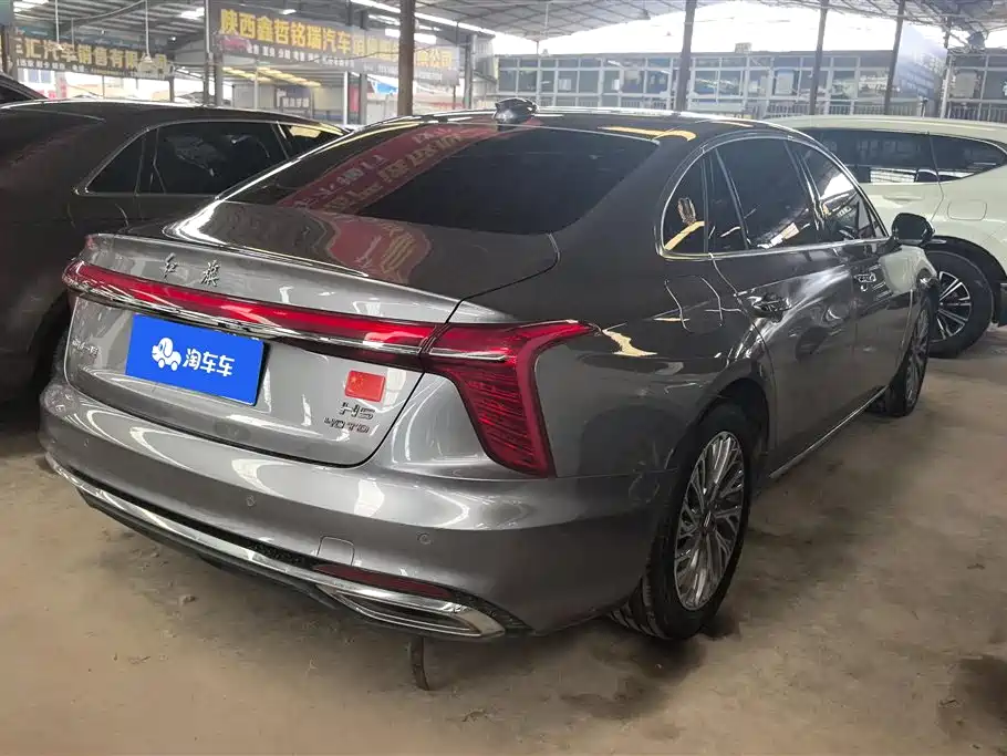 Hongqi H5 2023 2.0T Auto Smart Connect Flag Comfort фото 3