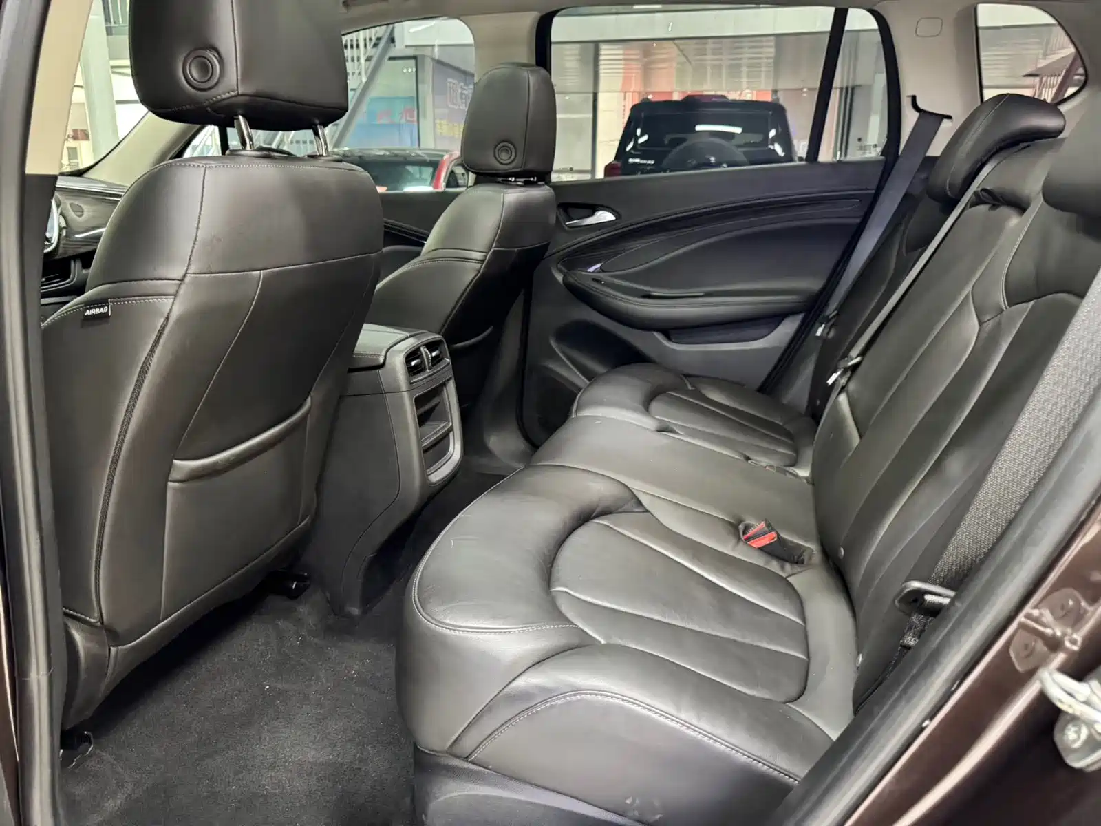 Фото 11 - Buick Envision Plus