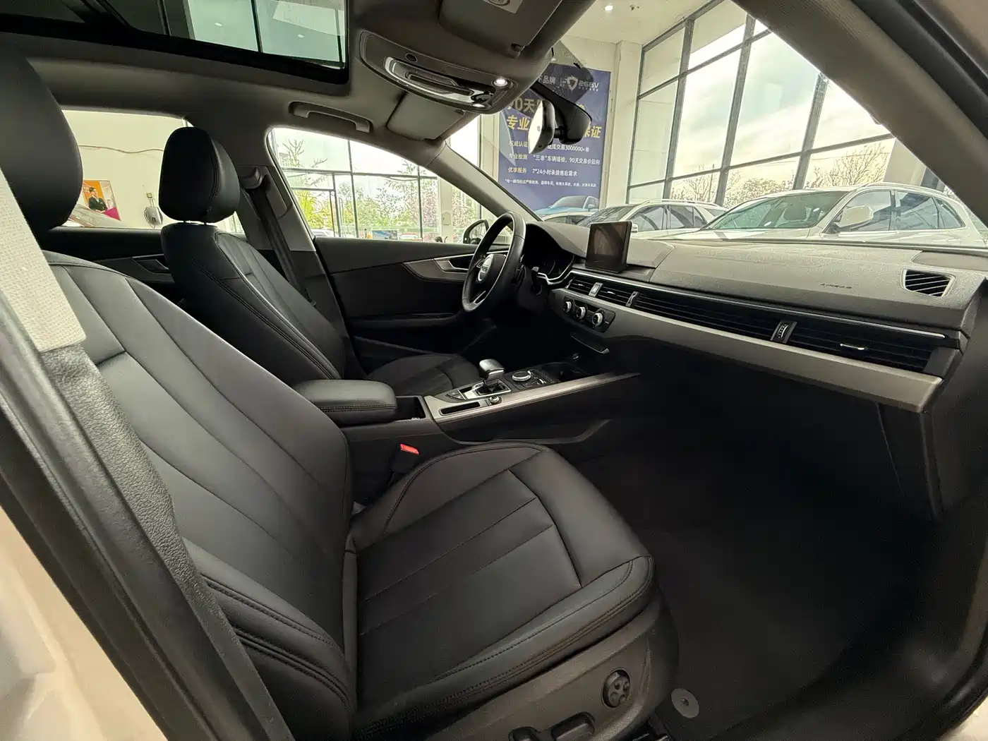 Audi A4L 2018 30th Anniversary 40 TFSI Progressive фото 12