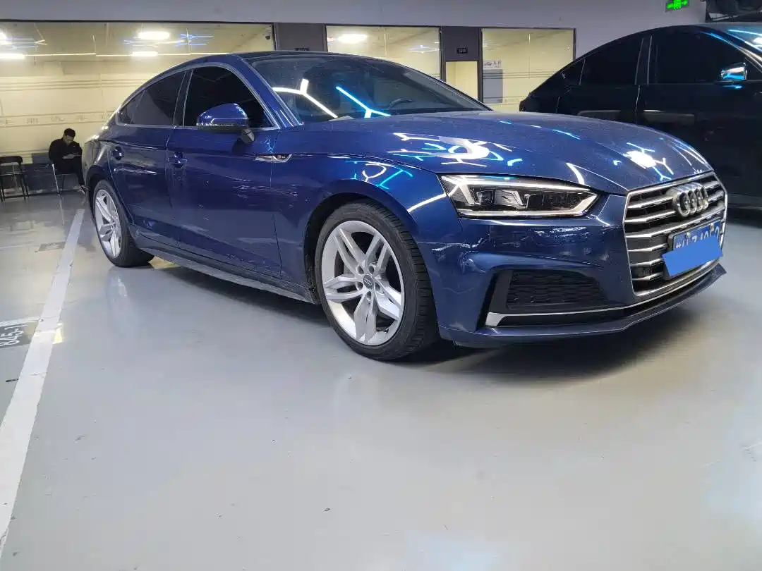 Audi A5 (Import) 2017 Sportback 40 TFSI Fashion фото 3