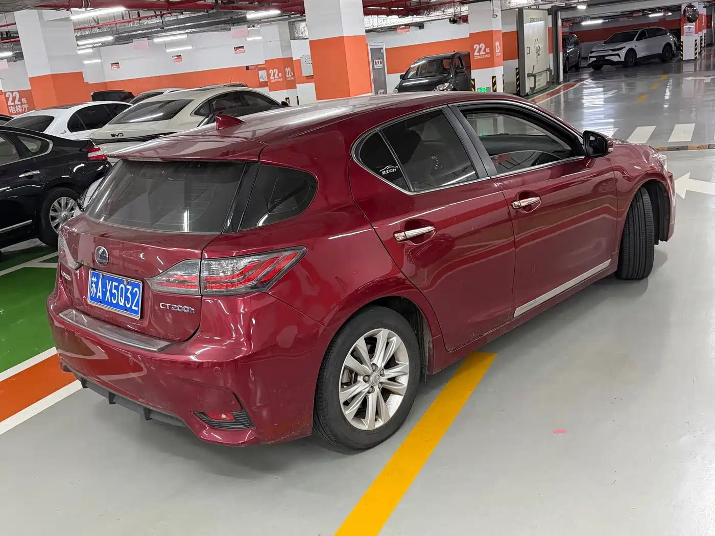 Фото 6 - Lexus CT