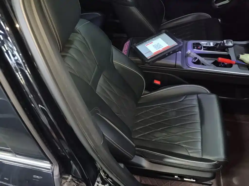 Photo 25 - GAC Trumpchi GS8