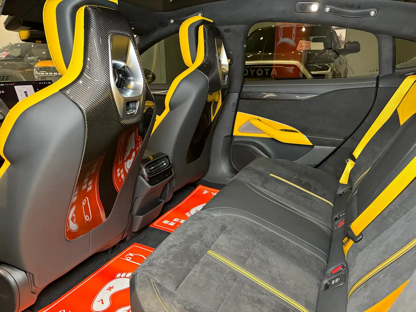 XIAOMI CAR XIAOMI SU7 ULTRA