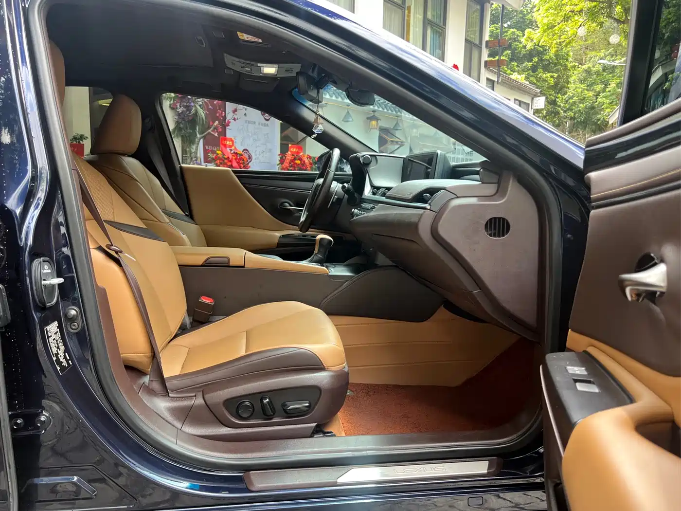 Lexus ES 2020 Model 260 Excellence Edition фото 22