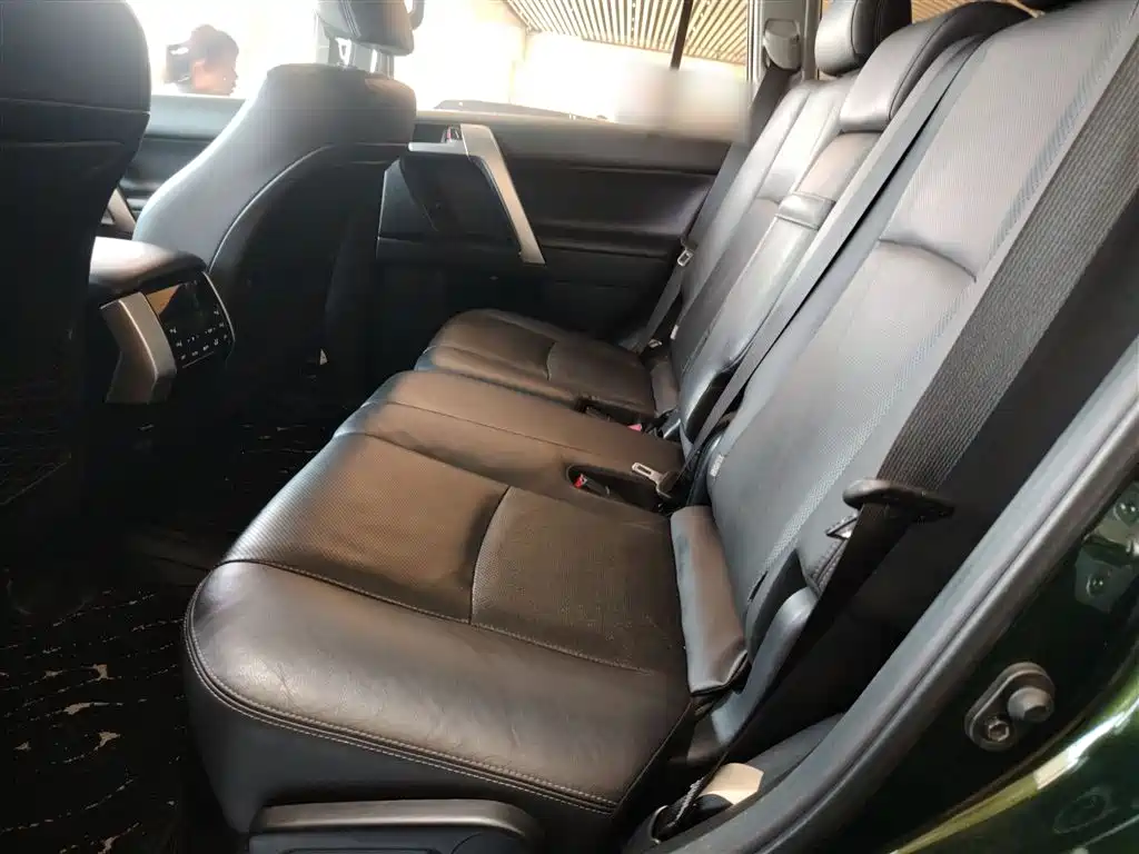 Toyota Prado 2018 3.5L Automatic TX-L Rear-mounted Spare Tire фото 17