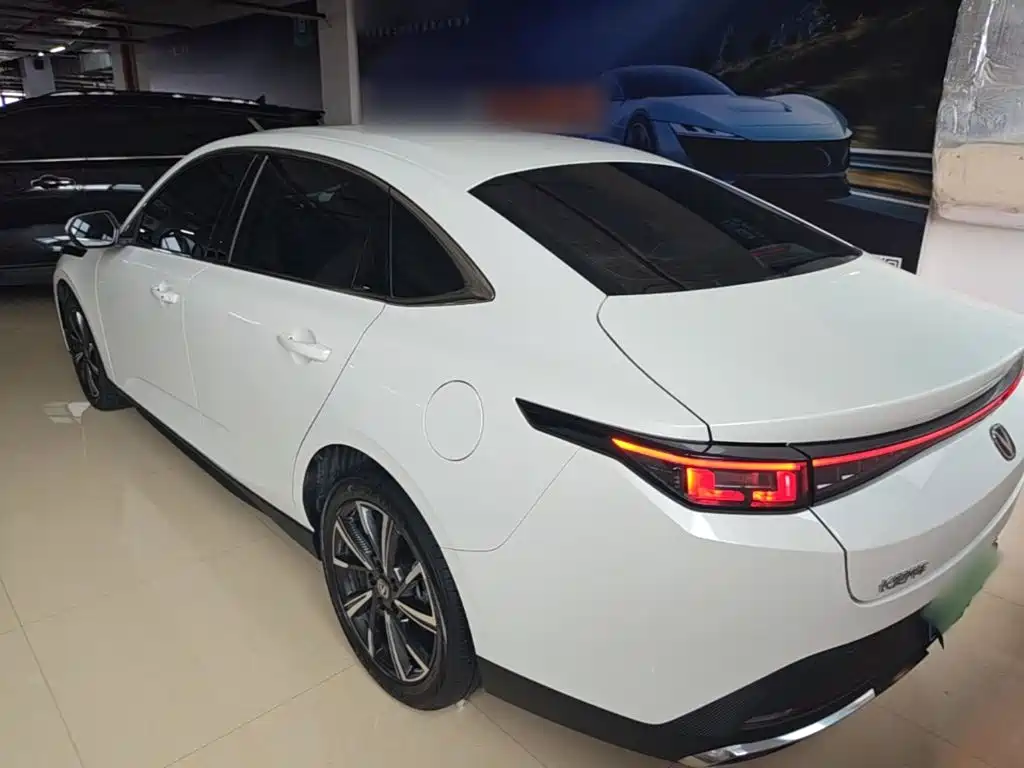 Changan Eado 2026 2025 Blue Whale 1.5T 500Bar Premium