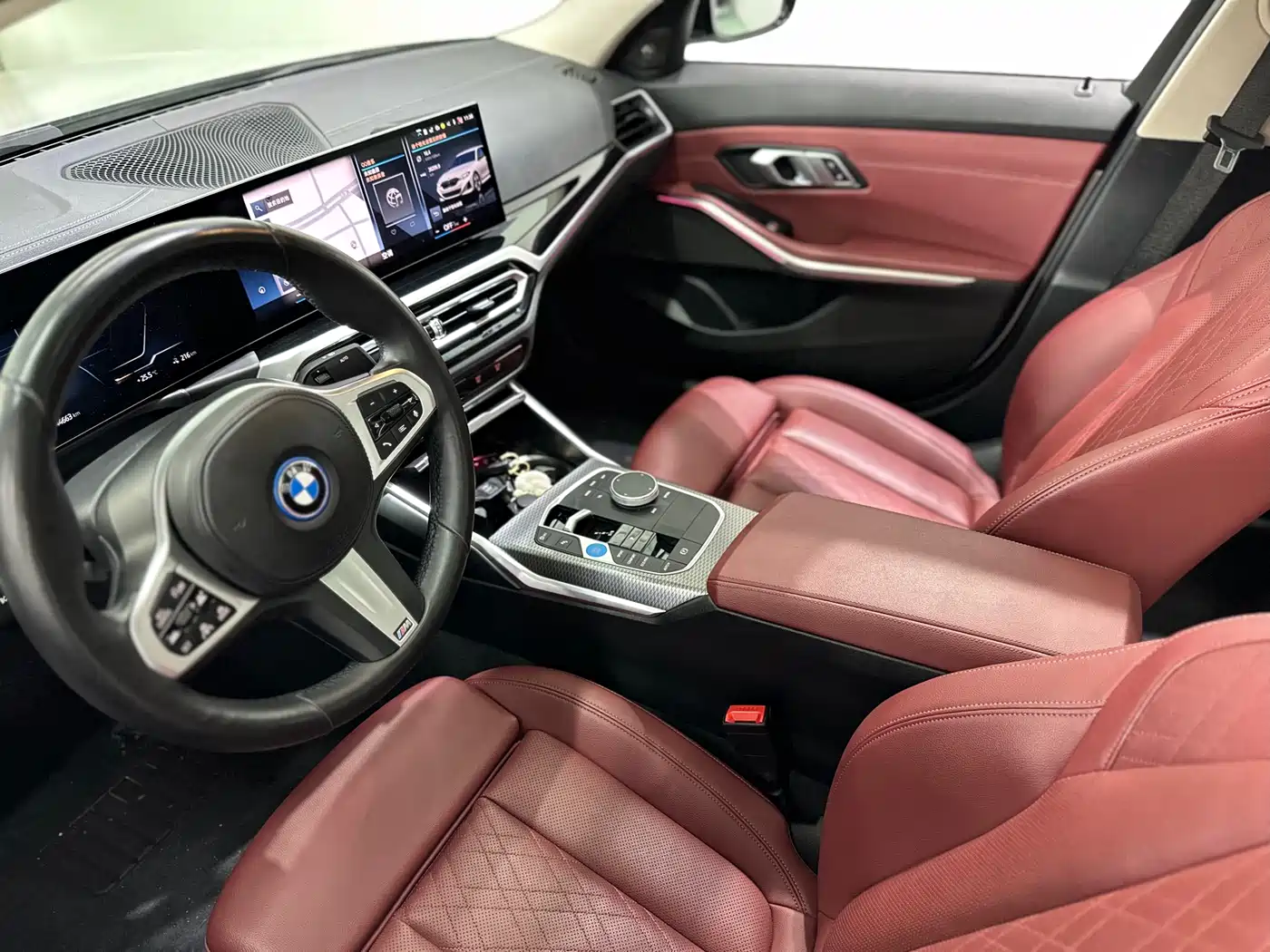 BMW i3 2023 eDrive 40 L Shadowline Package фото 17