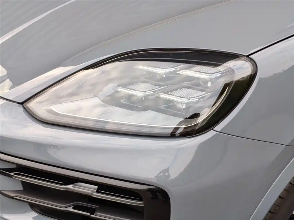 Porsche Cayenne 2025 Cayenne 3.0T Dream Chaser Edition фото 8