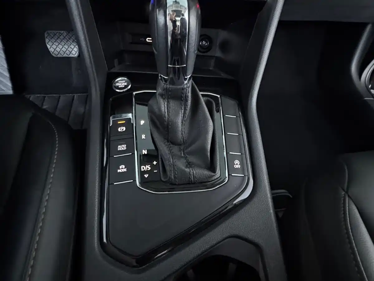Volkswagen Tharu, миниатюра 17