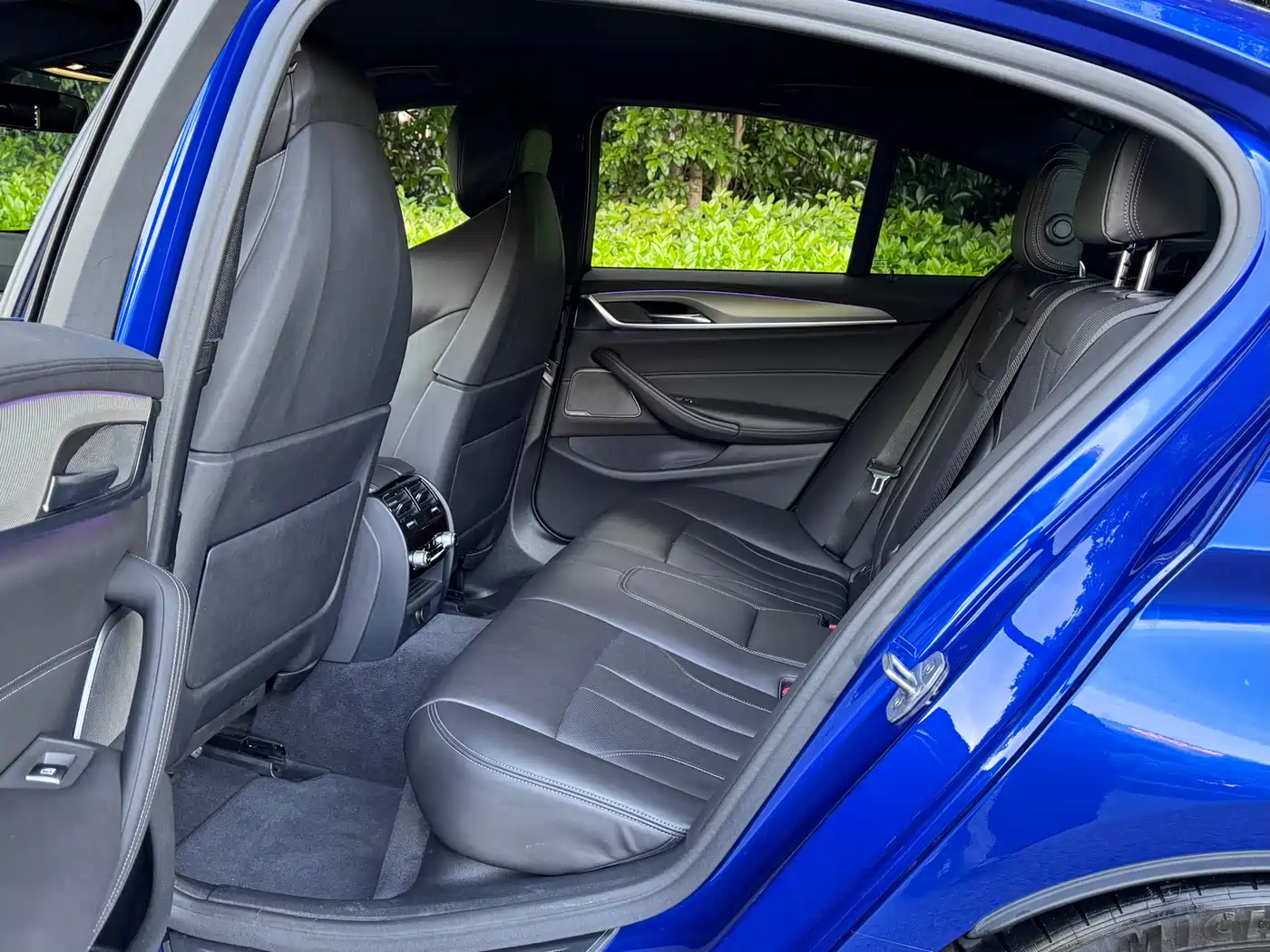 BMW M5 2018 M5 фото 9