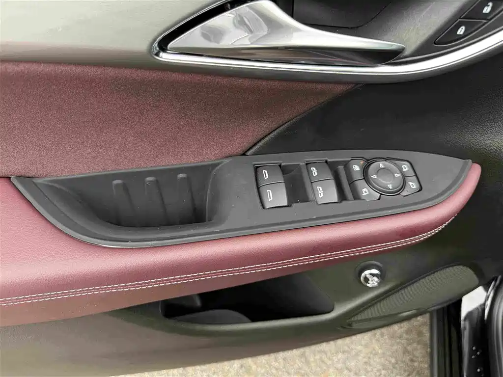 Buick Envision Plus 2025 2025 Enclave Plus 28T 2WD Platinum Edition