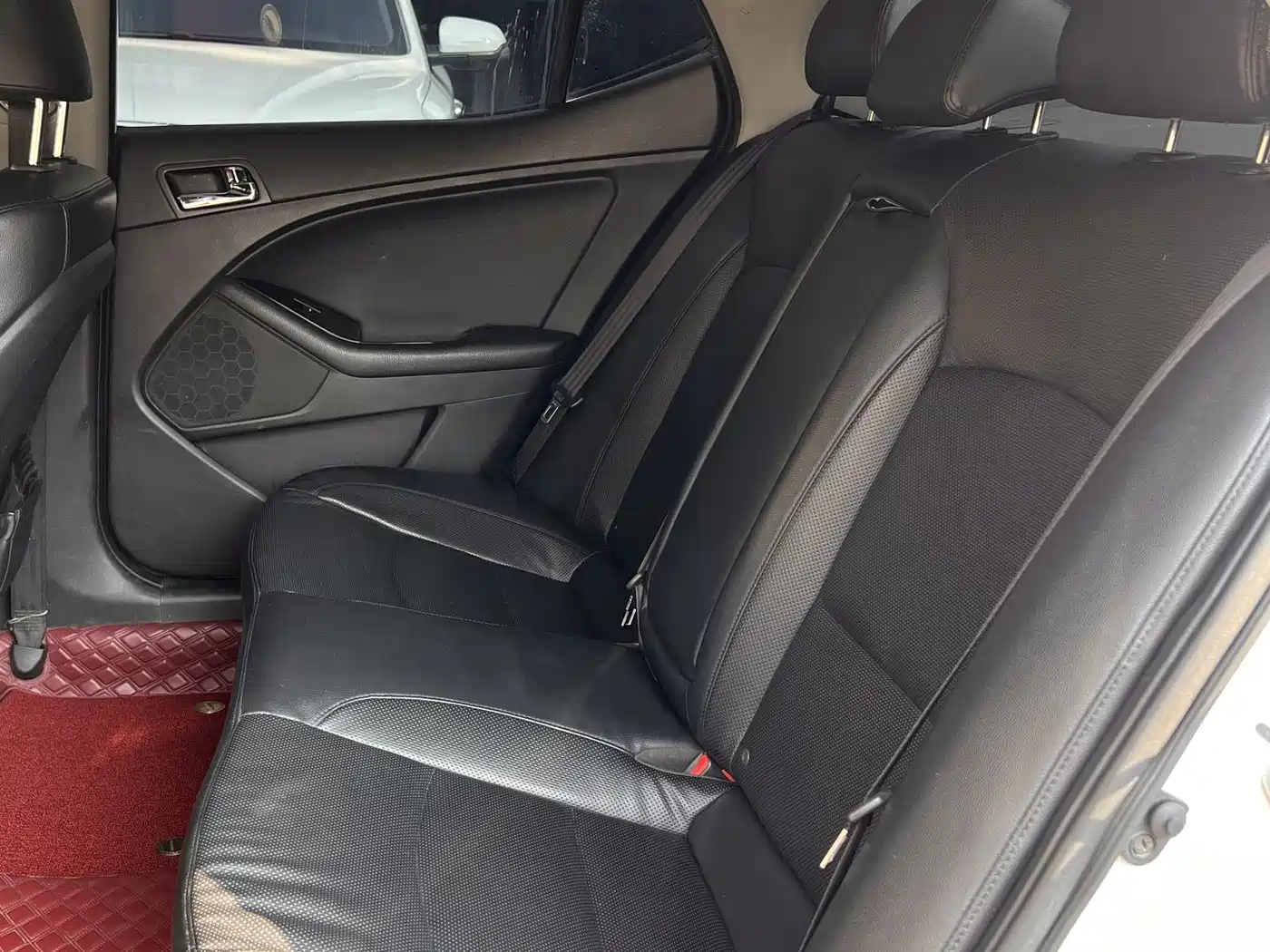 Kia K5 2014 2.0L Automatic LUXURY фото 12