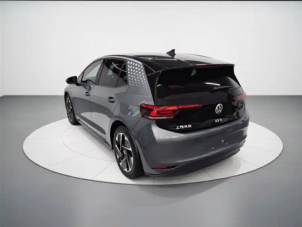 Volkswagen ID.3 2023 Pure Smart Edition фото 5