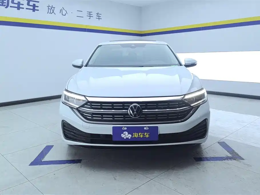 Volkswagen Sagitar 2023 300TSI DSG Surpassing Edition фото 2