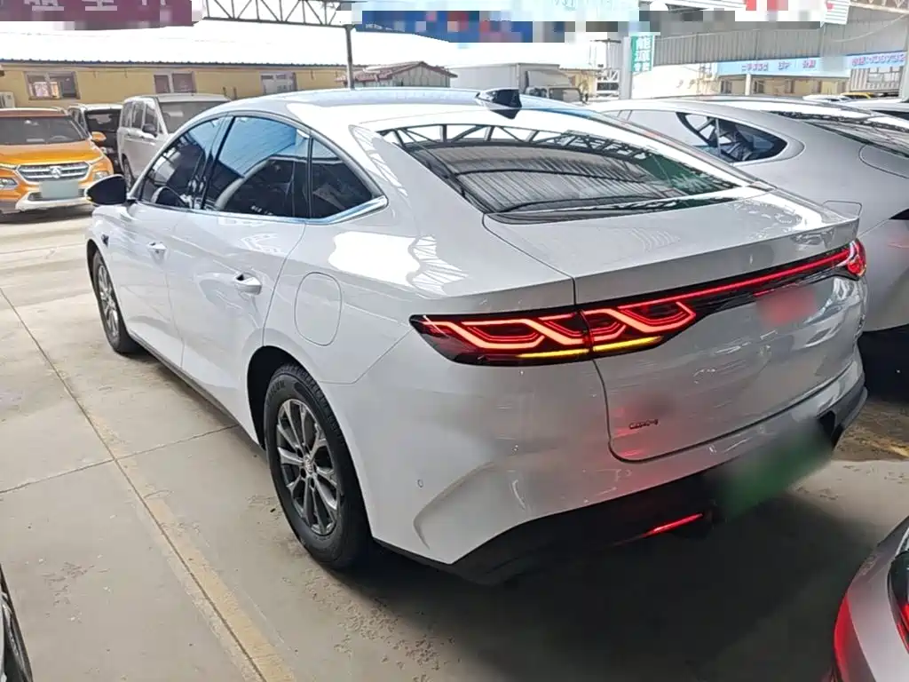 BYD Qin L 2025 2025 DM-i Smart Drive Edition 80KM Leading