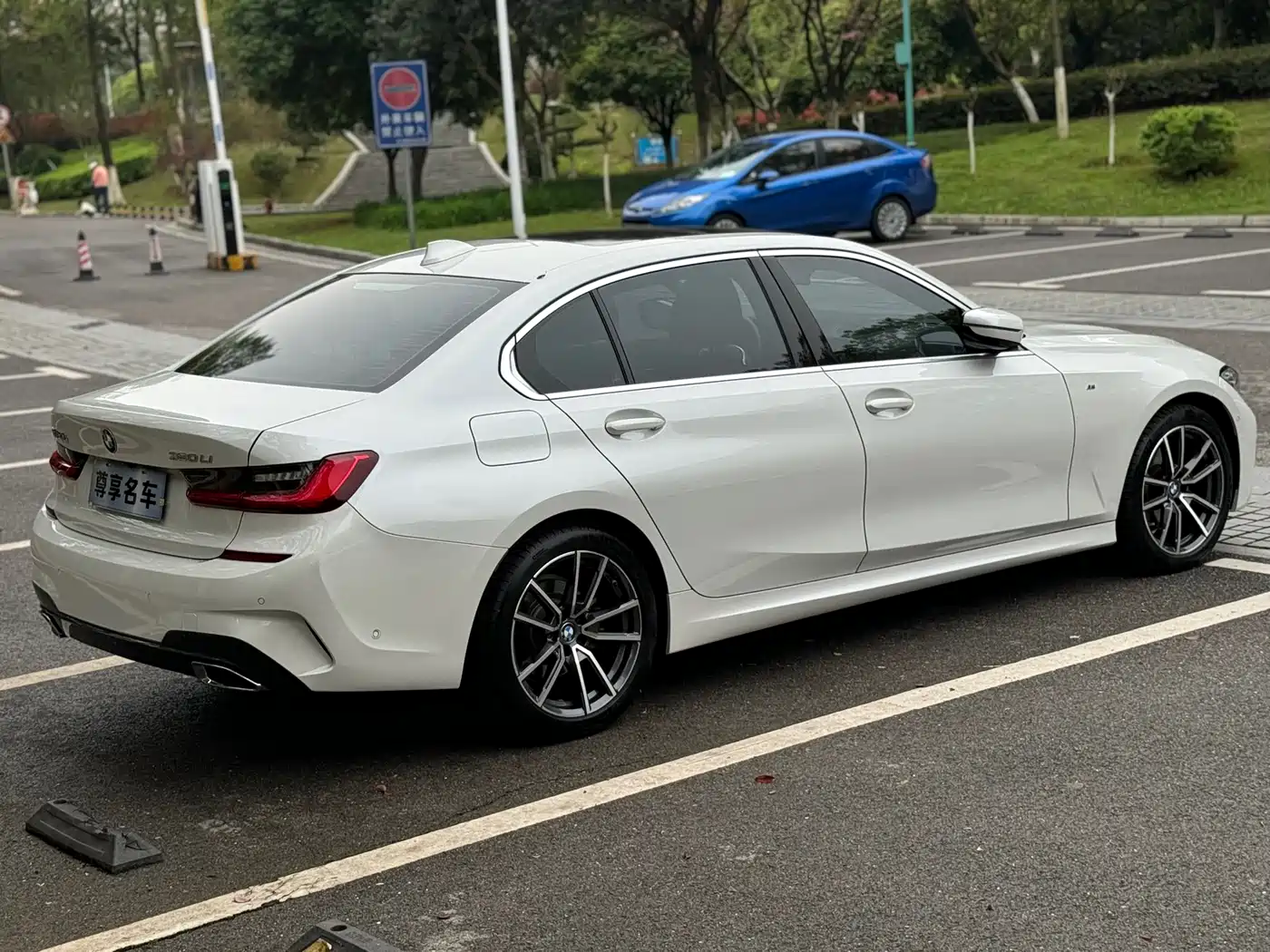 BMW 3 Series 2020 320Li M Sport Package фото 6
