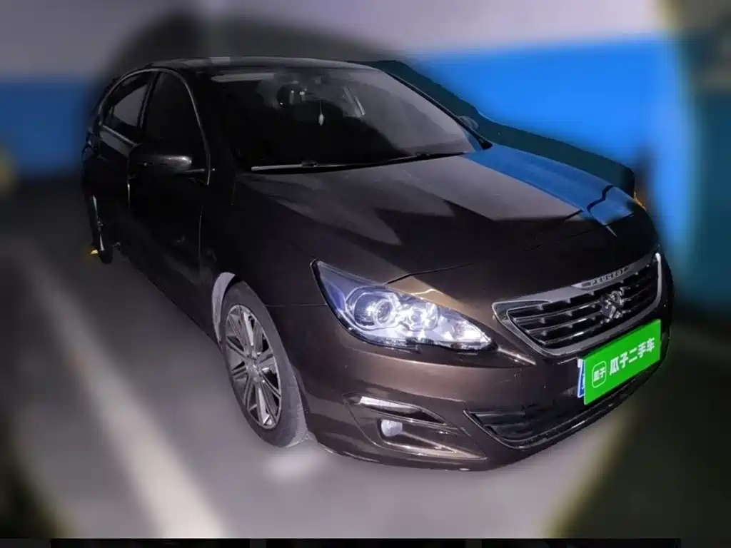 Peugeot 408 2014 1.8L Automatic Luxury Edition фото 14