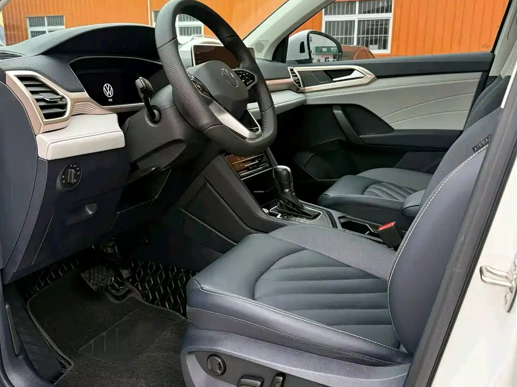 Volkswagen Tharu 2023 300TSI 2WD Full Moon Edition фото 4