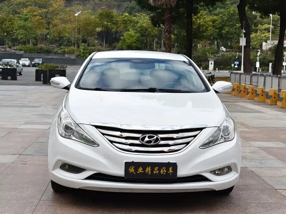 Hyundai Sonata 2012 2011 2.0L Auto Leading Edition