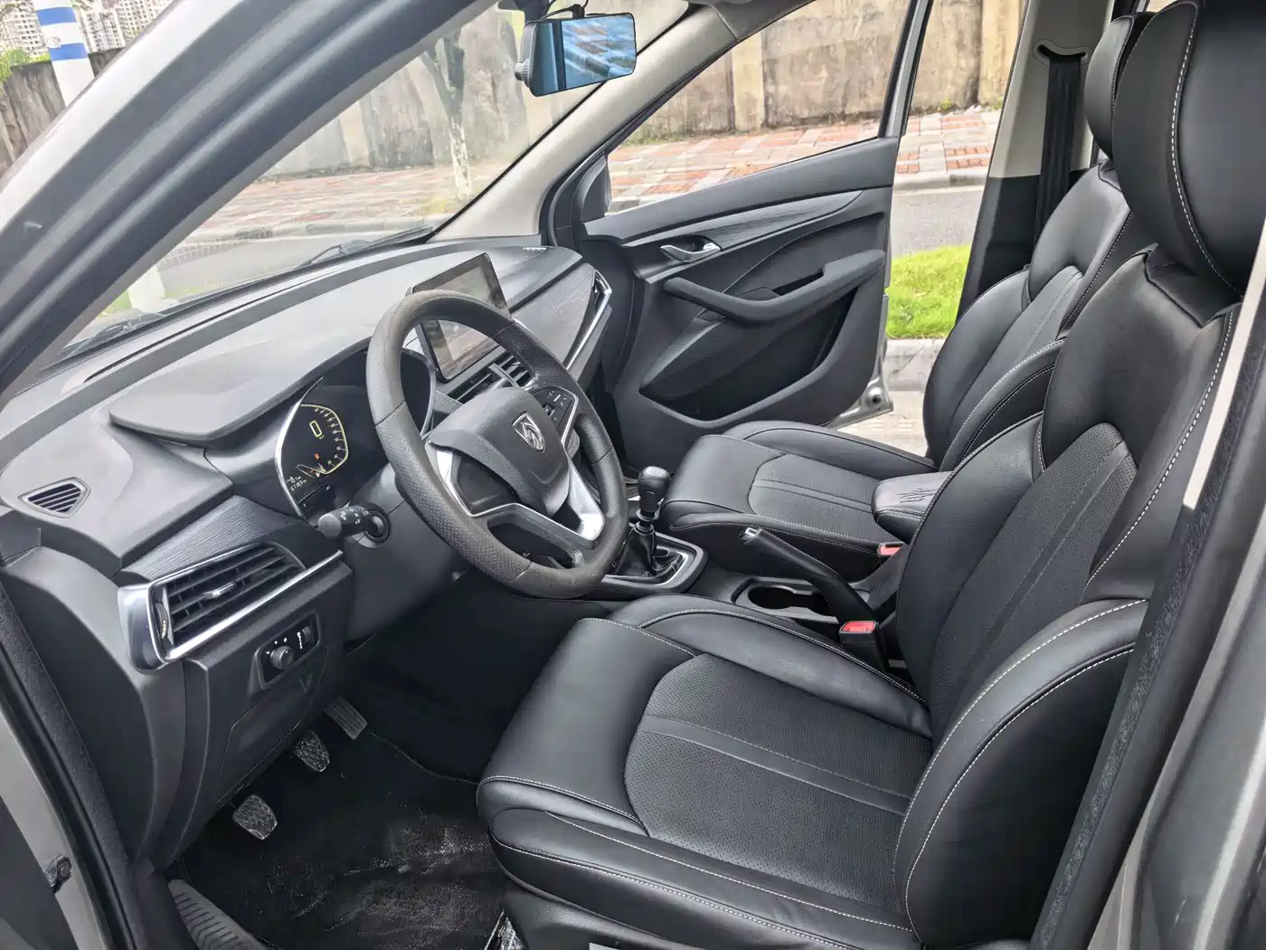 Baojun 360 2019 2018 1.5L Manual Elite (China V)