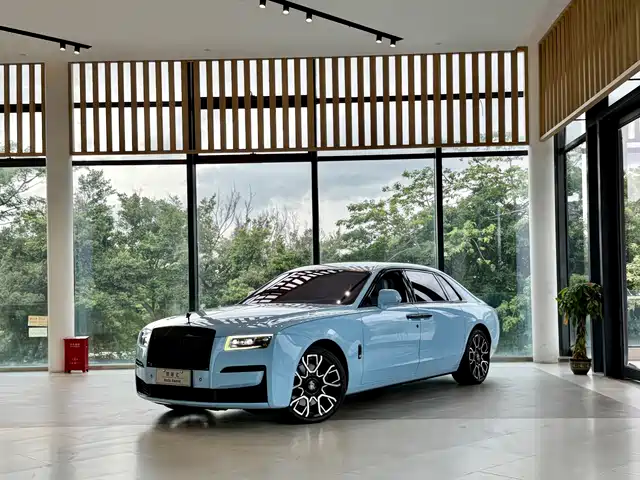 Rolls-Royce Ghost 6.7T, длинная колёсная база