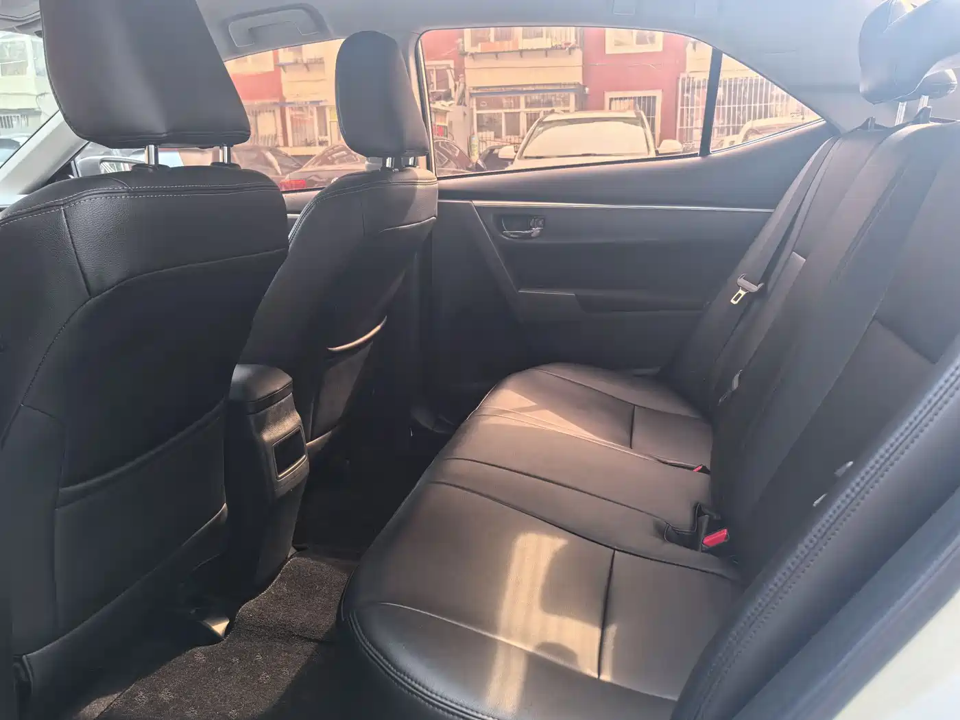 Toyota Corolla 2017 1.2T CVT GL фото 6