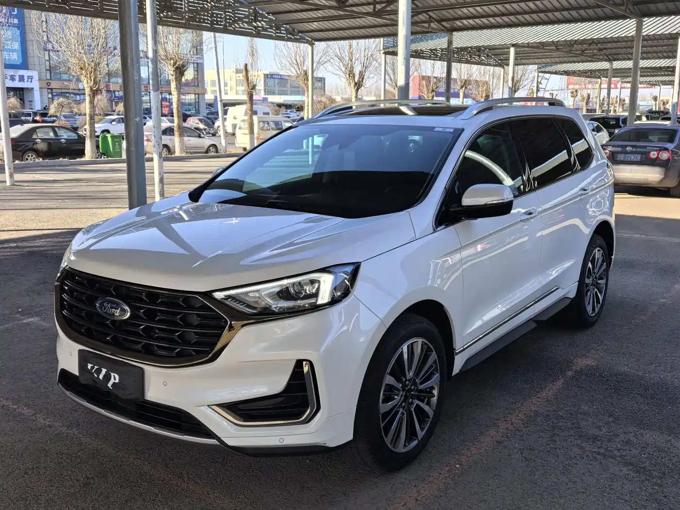 Фото 1 - Ford Edge